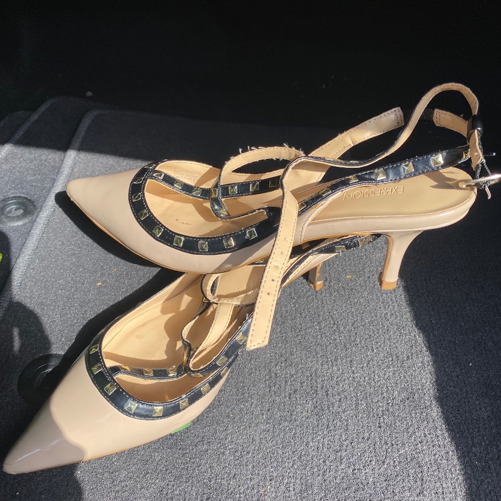 Various women shoes for sale